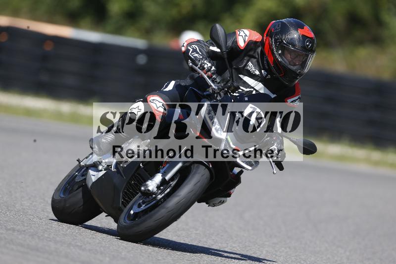 Archiv-2025/48 25.08.2025 Cornu Master School ADR/blau-bleu/14